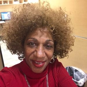Meet your Posher, Beverly